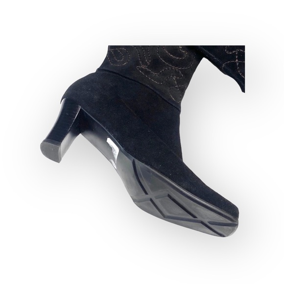 new Chico’s 𑁍 Italia Tall Metallic Embroidery Heeled Boots 𑁍 Black Suede 𑁍 6 - Picture 10 of 16
